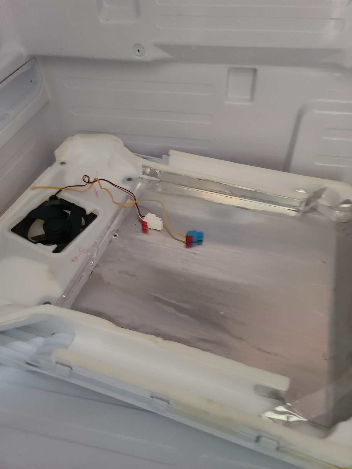 Refrigerator repair job photo