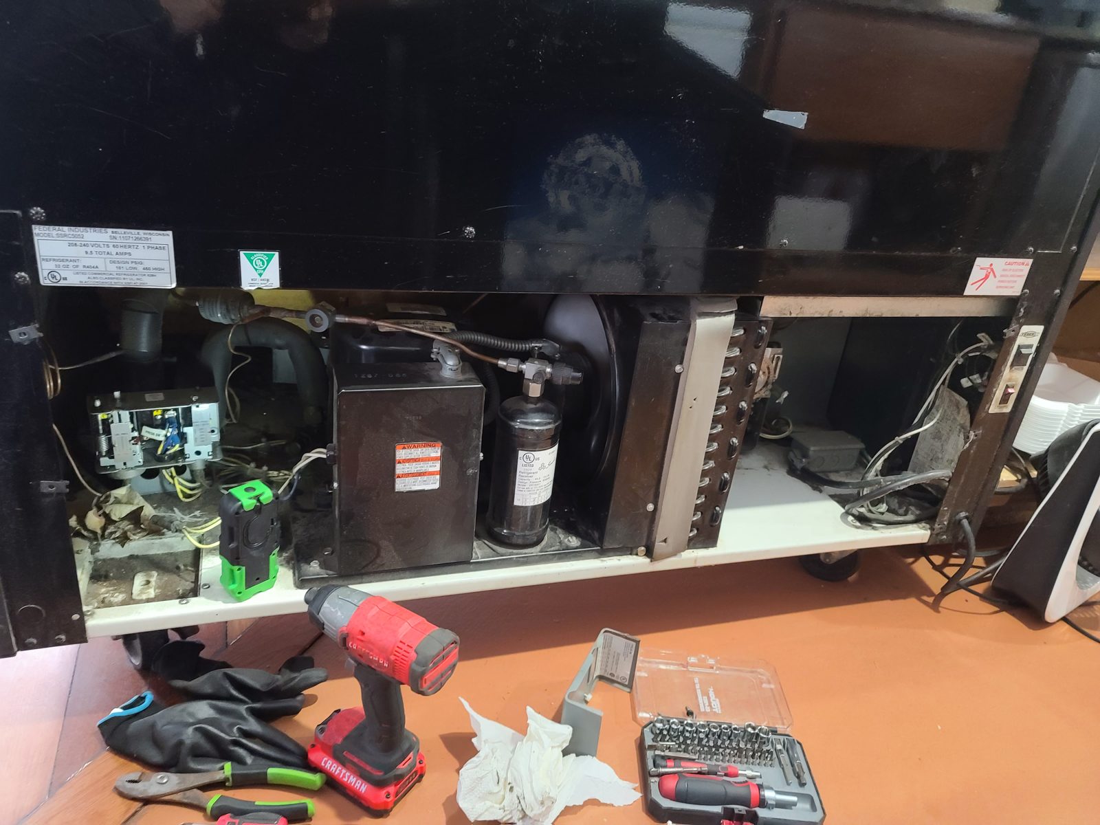Refrigerator repair job photo